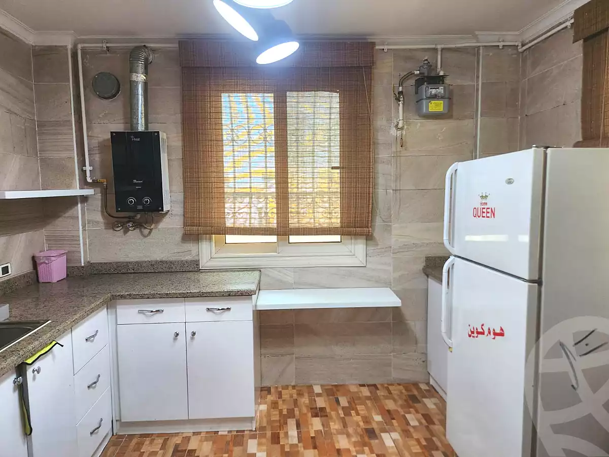 https://aqarmap.com.eg/ar/listing/7258312-for-rent-cairo-new-cairo-first-settlement-mhwr-mstfy-kml