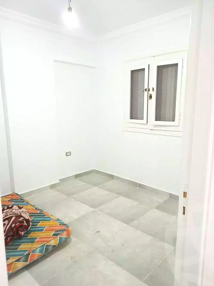 https://aqarmap.com.eg/en/listing/7258336-for-sale-alexandria-al-agamy-bw-ywsf-hosni-mubarak-st