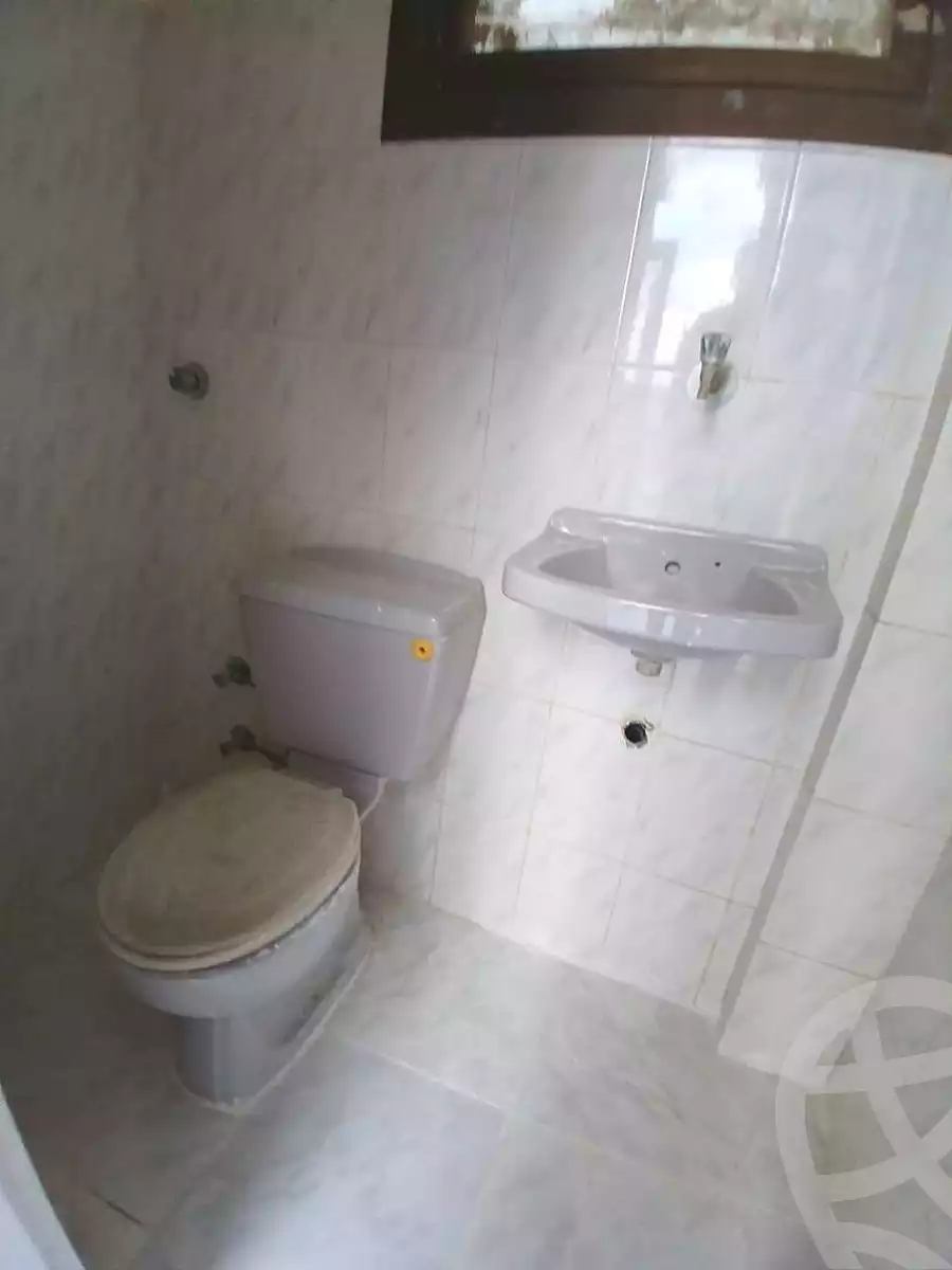 https://aqarmap.com.eg/en/listing/7258339-for-sale-alexandria-al-agamy-shataa-el-nakheel