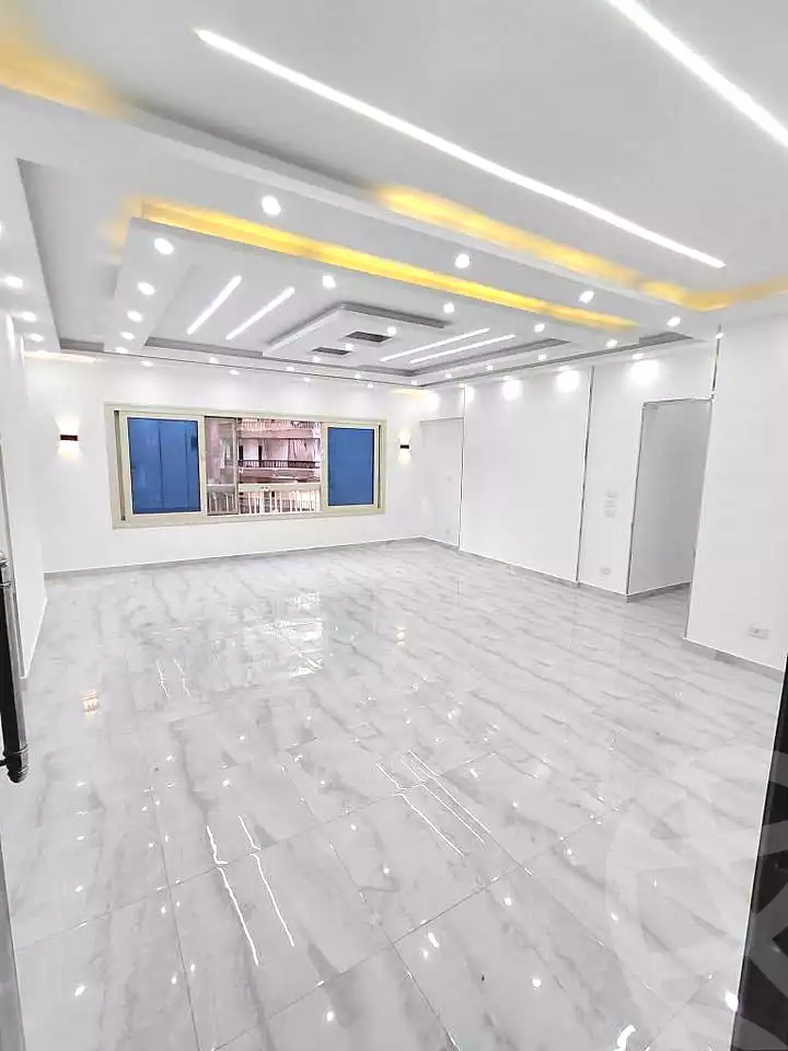 https://aqarmap.com.eg/en/listing/7258404-for-sale-alexandria-miami-shr-jml-bd-lnsr