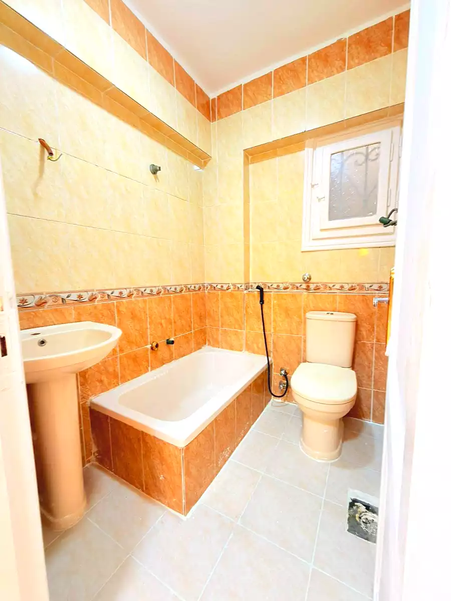 https://aqarmap.com.eg/ar/listing/7258483-for-sale-alexandria-al-agamy-shataa-el-nakheel