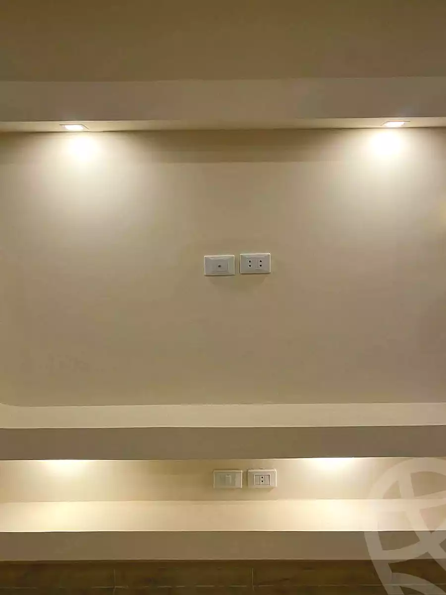 https://aqarmap.com.eg/ar/listing/7258630-for-sale-cairo-helwan-helwan-el-sharkeya-ryad-pasha-st