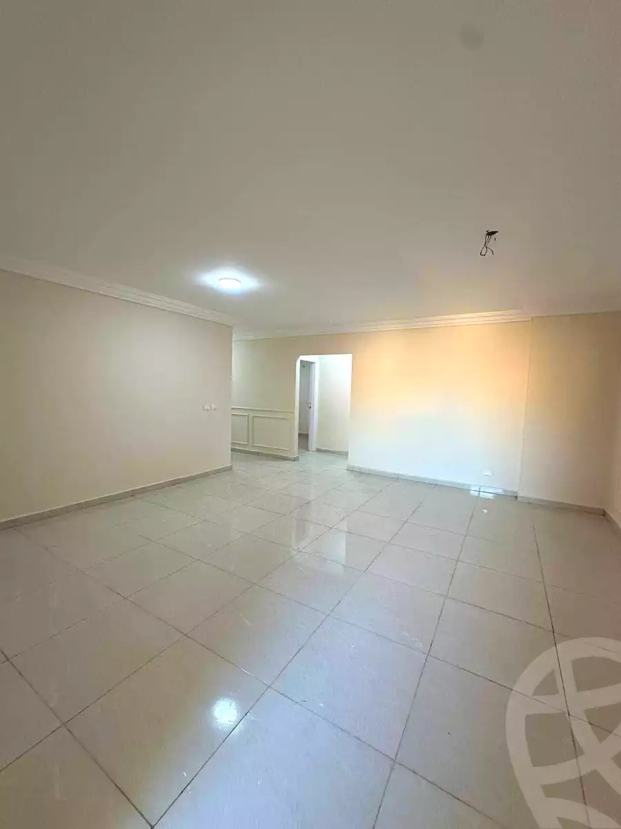 https://aqarmap.com.eg/ar/listing/7258996-for-sale-alexandria-lsywf-city-light-compound