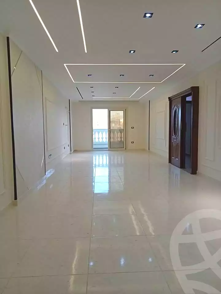 https://aqarmap.com.eg/ar/listing/7259213-for-sale-alexandria-tharwat