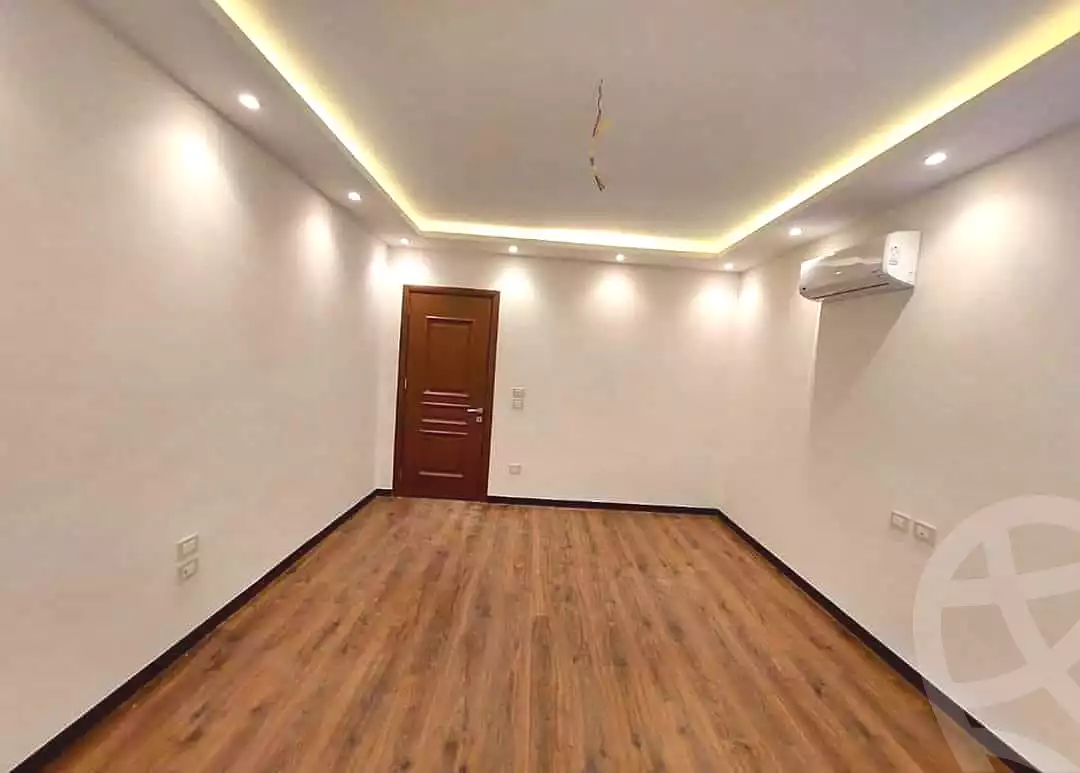 https://aqarmap.com.eg/ar/listing/6806035-for-sale-cairo-new-cairo-lrhb-city-mtdd-lrhb-phase-9