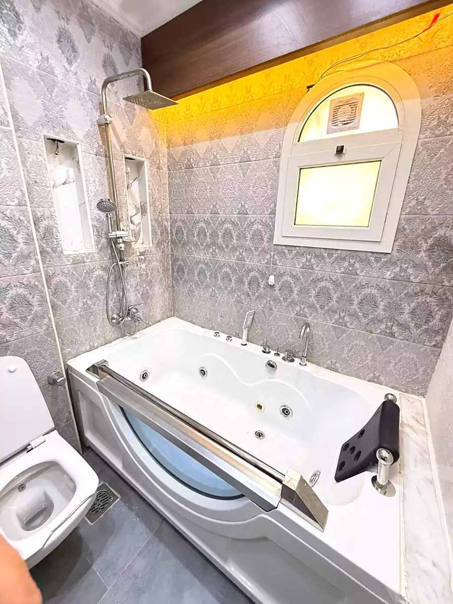 https://aqarmap.com.eg/ar/listing/7259485-for-rent-cairo-new-cairo-madinaty