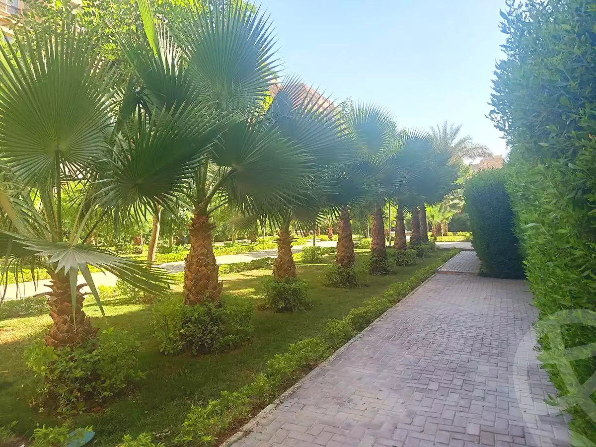 https://aqarmap.com.eg/ar/listing/7259507-for-sale-cairo-6th-of-october-hadaeq-october-compounds-italian-square