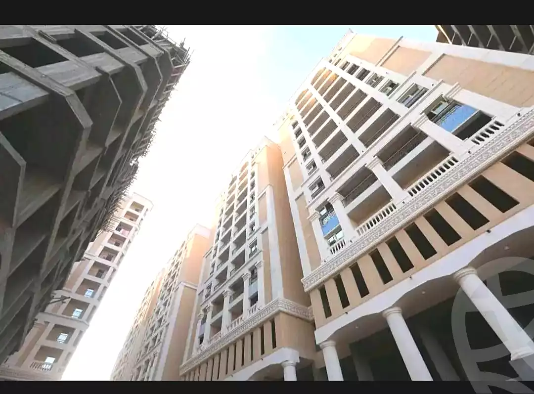 https://aqarmap.com.eg/ar/listing/7259588-for-rent-alexandria-lsywf-gamila-city-compound