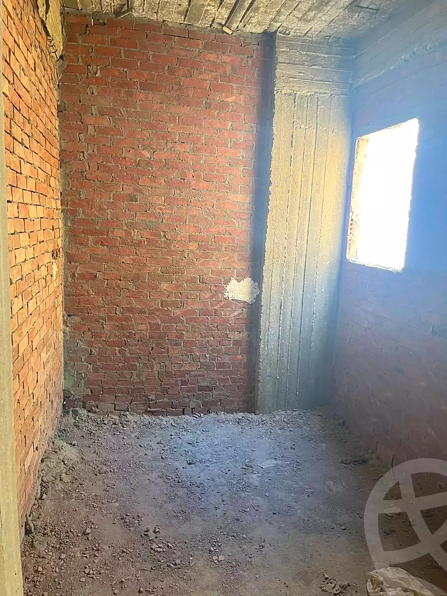 https://aqarmap.com.eg/ar/listing/7242141-for-sale-cairo-new-cairo-compounds-loaloat-new-cairo