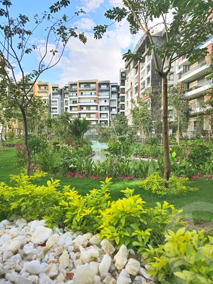 https://aqarmap.com.eg/en/listing/7259939-for-sale-cairo-new-administrative-capital-r7-la-capitale