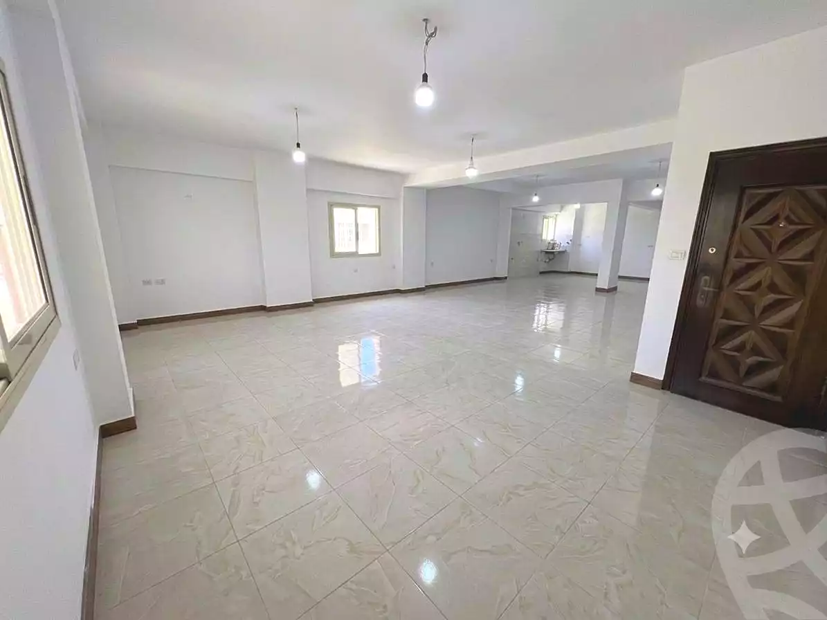 https://aqarmap.com.eg/ar/listing/7259924-for-rent-cairo-new-cairo-el-narges-el-narges-8-omar-makram-street