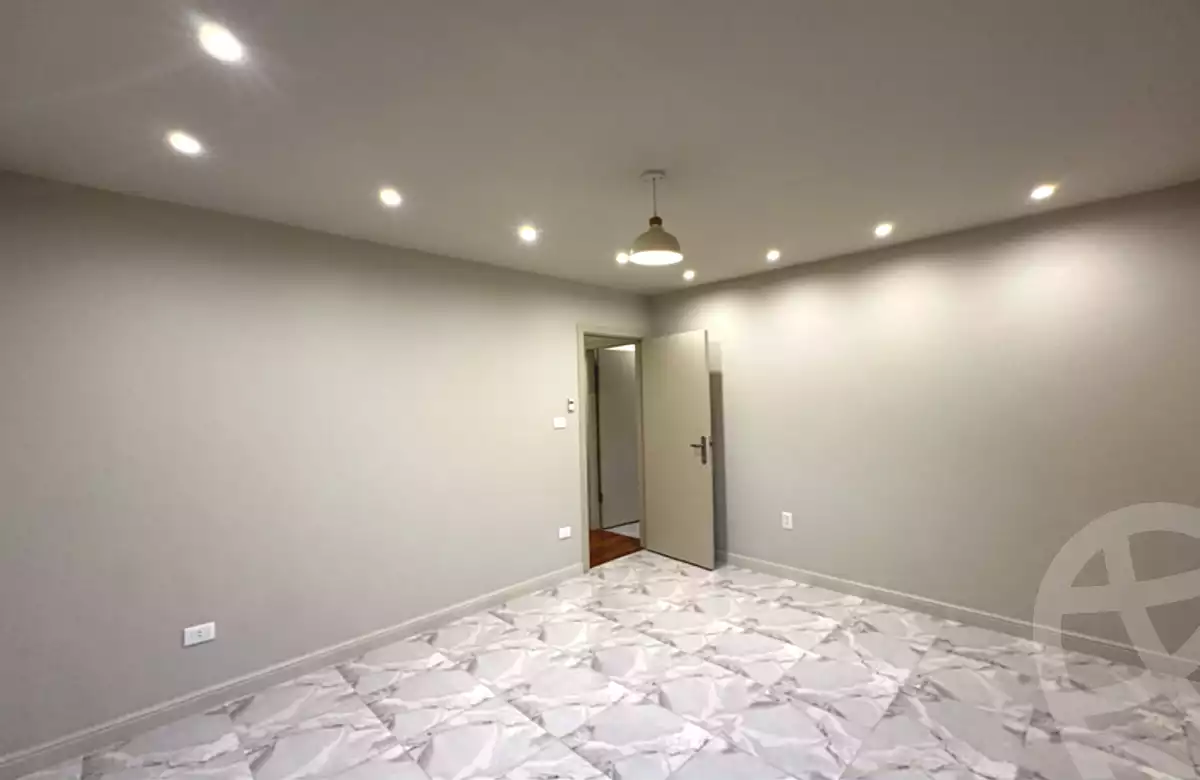 https://aqarmap.com.eg/ar/listing/7260087-for-sale-alexandria-moharram-bey