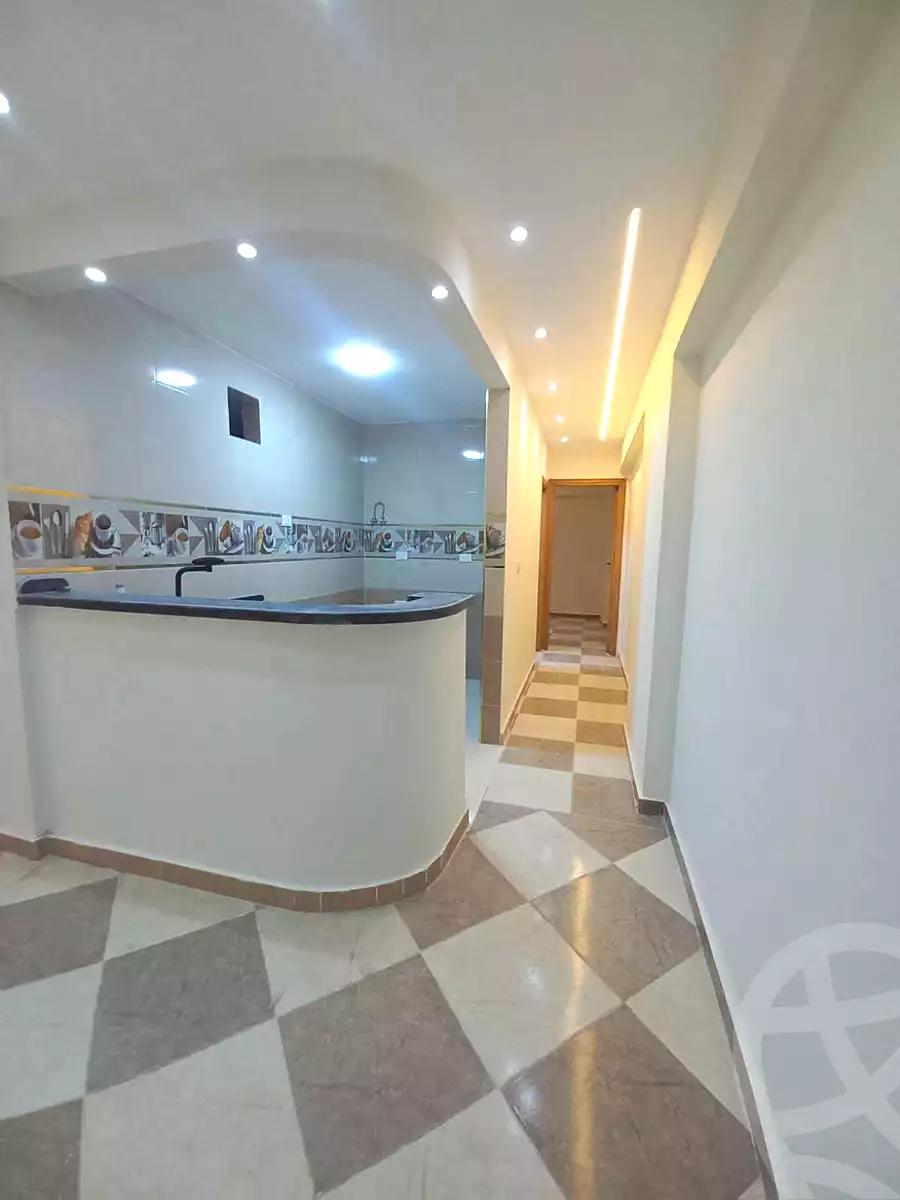 https://aqarmap.com.eg/ar/listing/7260430-for-sale-alexandria-lsywf-el-seyouf-bahri-abd-al-hadi-al-gazar-zayna-st