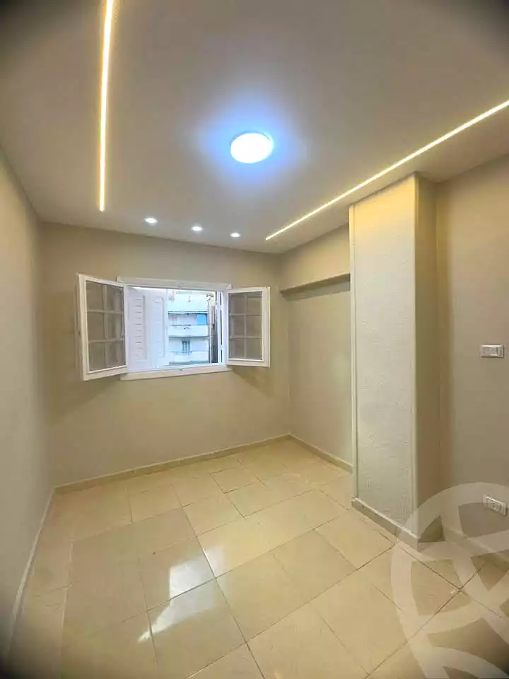 https://aqarmap.com.eg/en/listing/7260583-for-sale-alexandria-sydy-bshr-sydy-bshr-bhry