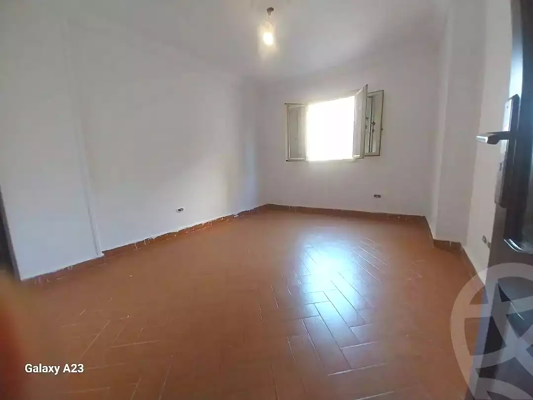 https://aqarmap.com.eg/ar/listing/7260718-for-sale-alexandria-ganaklis-shr-bw-qyr-tryq-lhry