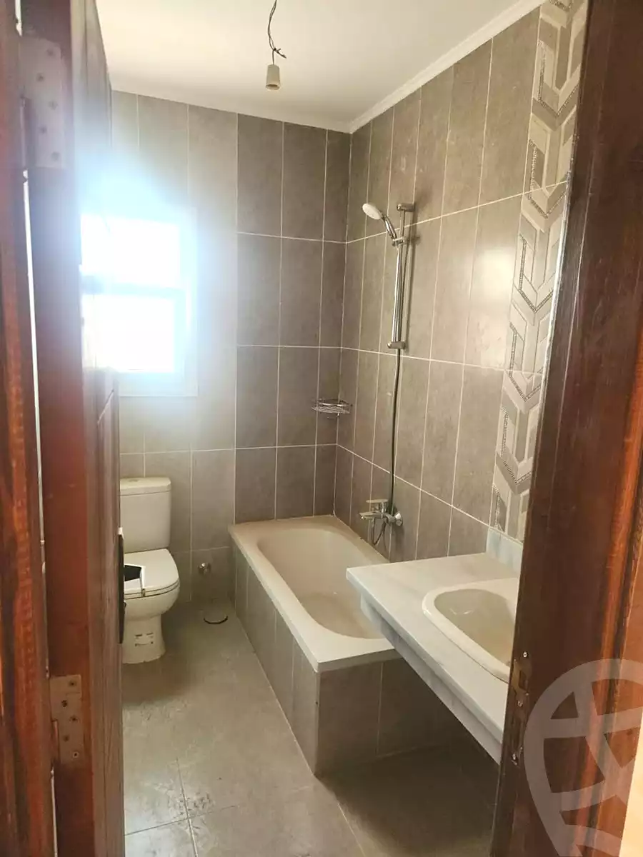 https://aqarmap.com.eg/ar/listing/7260836-for-sale-cairo-new-cairo-compounds-brwmynd-ryzydns-wdy-djl-llttwyr