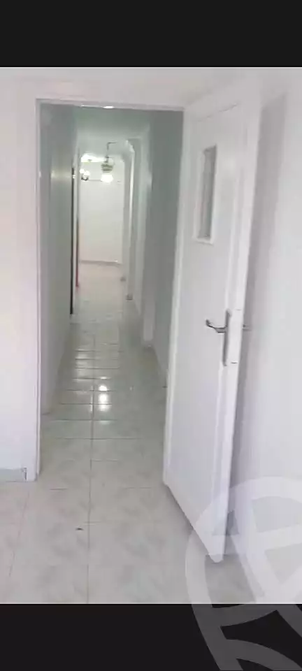https://aqarmap.com.eg/en/listing/7260857-for-sale-alexandria-sydy-bshr-sydy-bshr-bhry-khalil-hamada-st