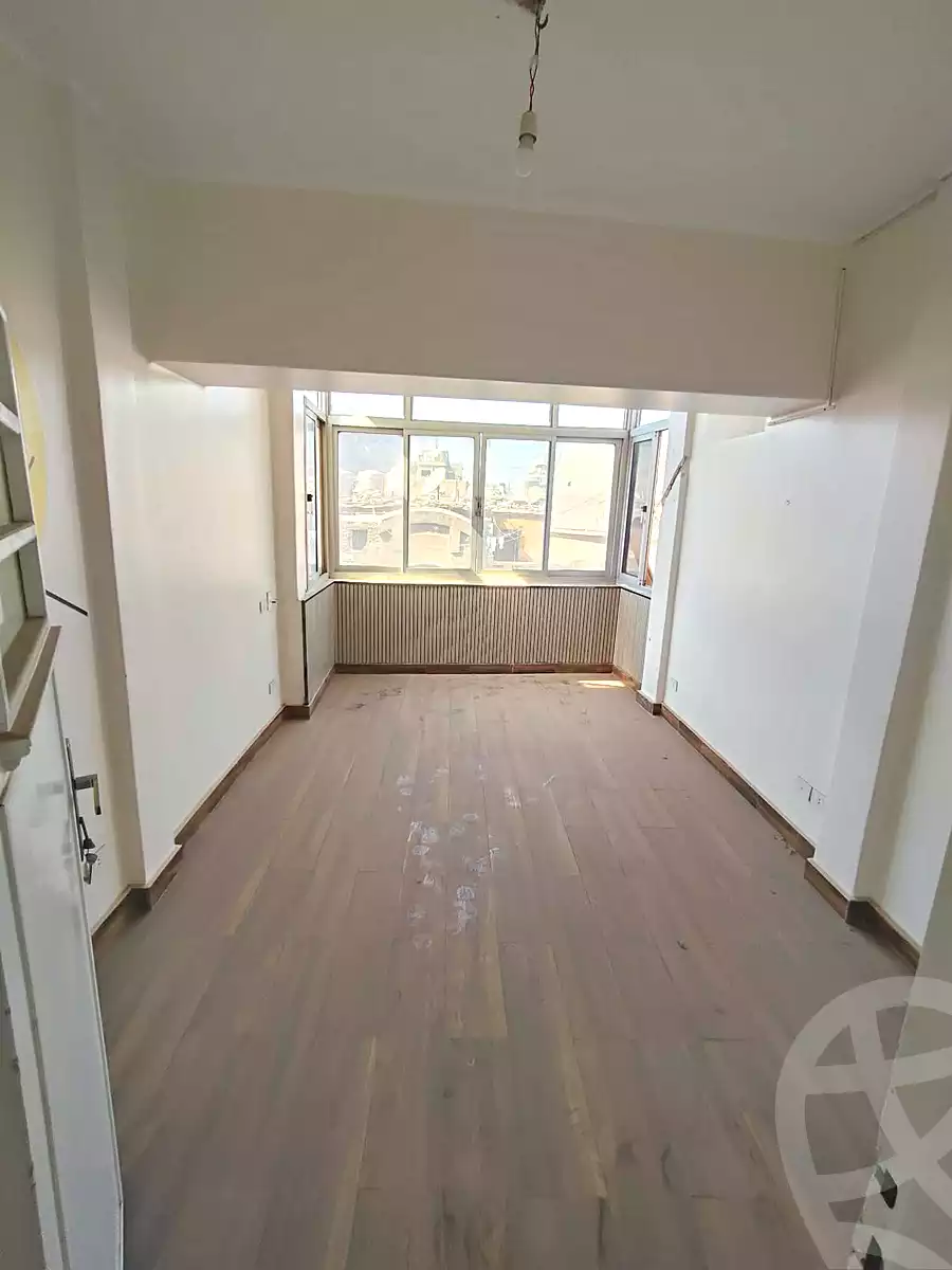 https://aqarmap.com.eg/en/listing/7260686-for-rent-cairo-downtown-el-tahrir