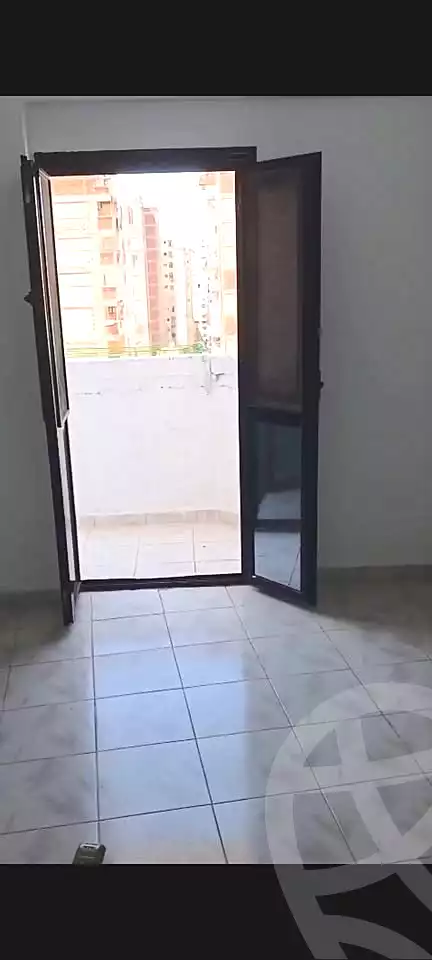 https://aqarmap.com.eg/en/listing/7261168-for-sale-alexandria-sydy-bshr-sydy-bshr-bhry-khalil-hamada-st