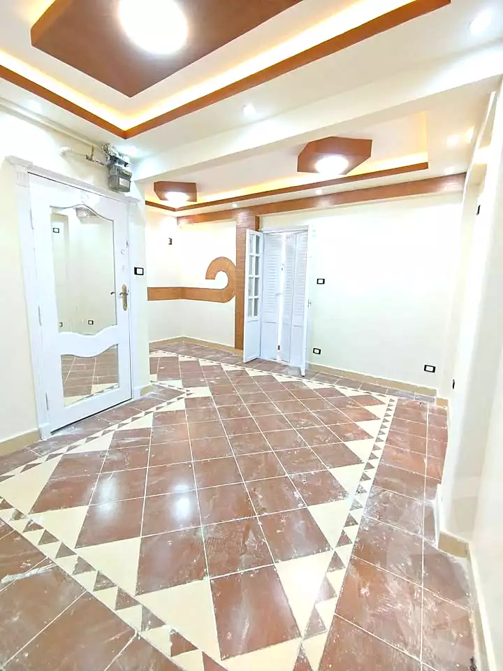 https://aqarmap.com.eg/ar/listing/7261189-for-sale-alexandria-lsywf-el-falki