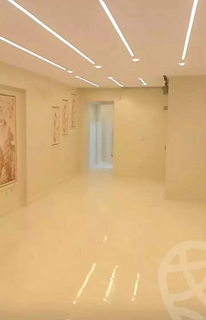 https://aqarmap.com.eg/ar/listing/7261464-for-sale-alexandria-sydy-bshr-sydy-bshr-bhry-gamal-abd-el-nasir-st