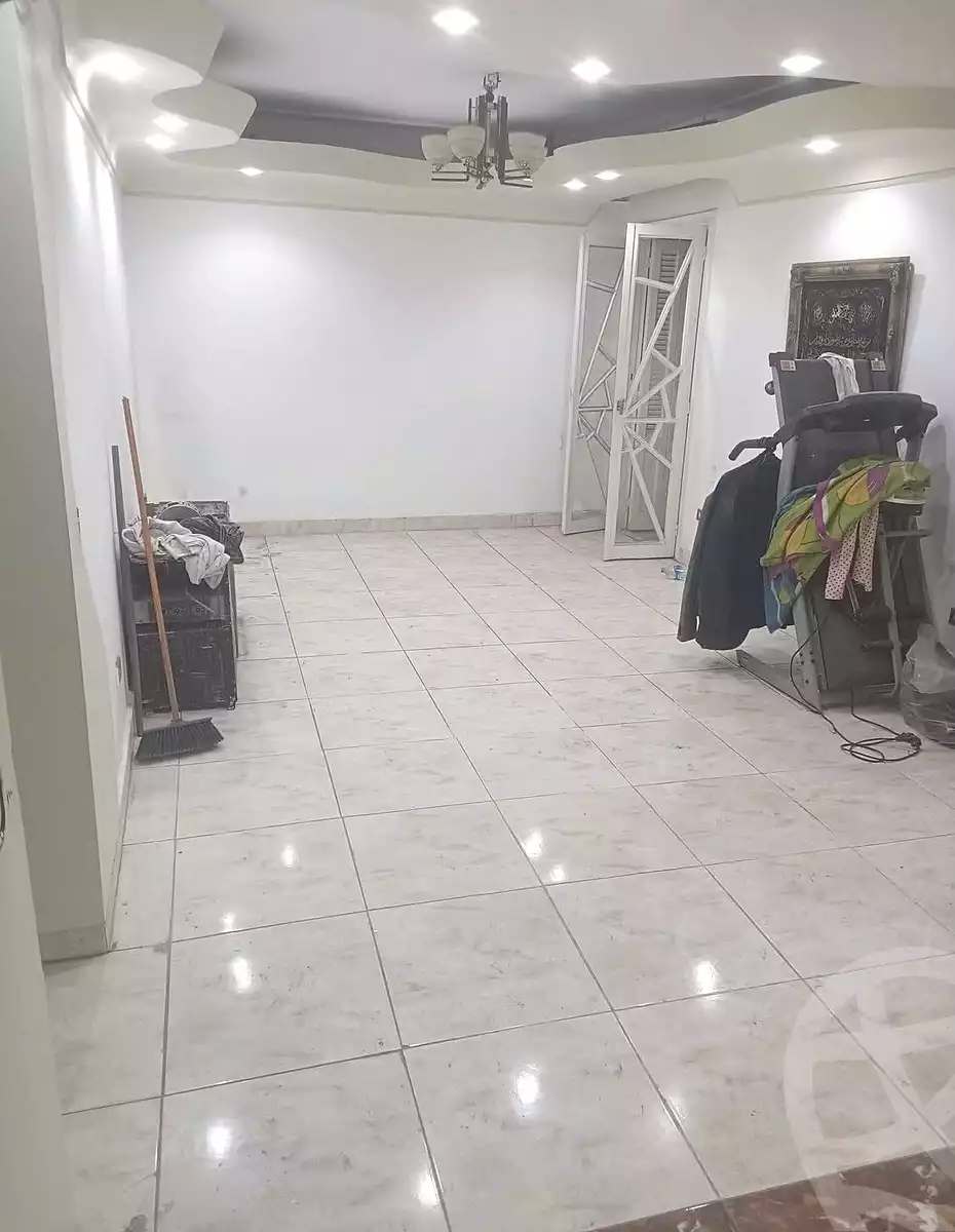 https://aqarmap.com.eg/ar/listing/7261820-for-rent-alexandria-miami