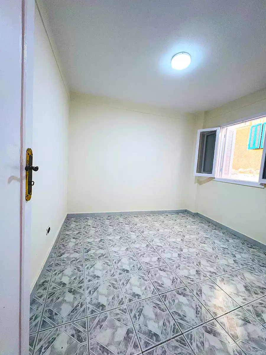 https://aqarmap.com.eg/en/listing/7262015-for-sale-alexandria-al-agamy