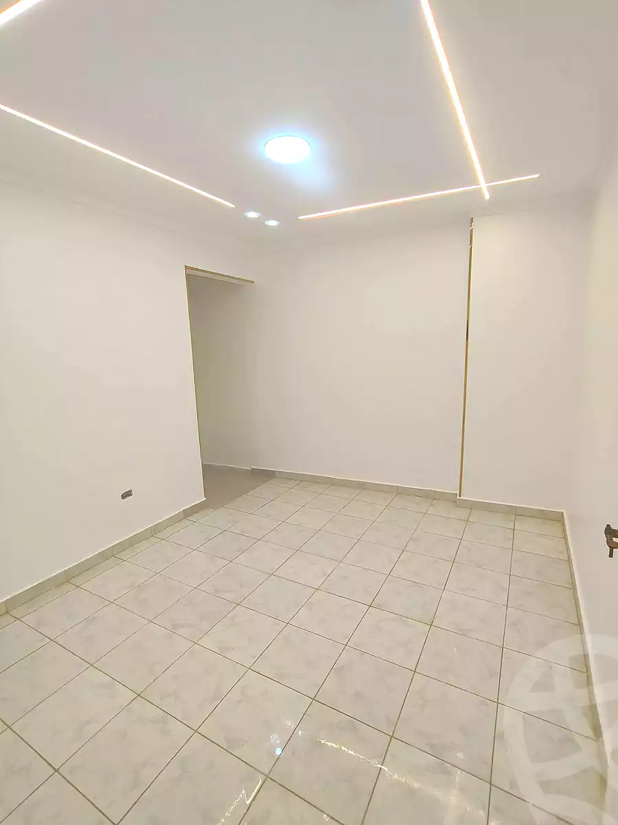https://aqarmap.com.eg/ar/listing/7262022-for-sale-alexandria-sydy-bshr-sydy-bshr-bhry-shr-mhmd-njyb