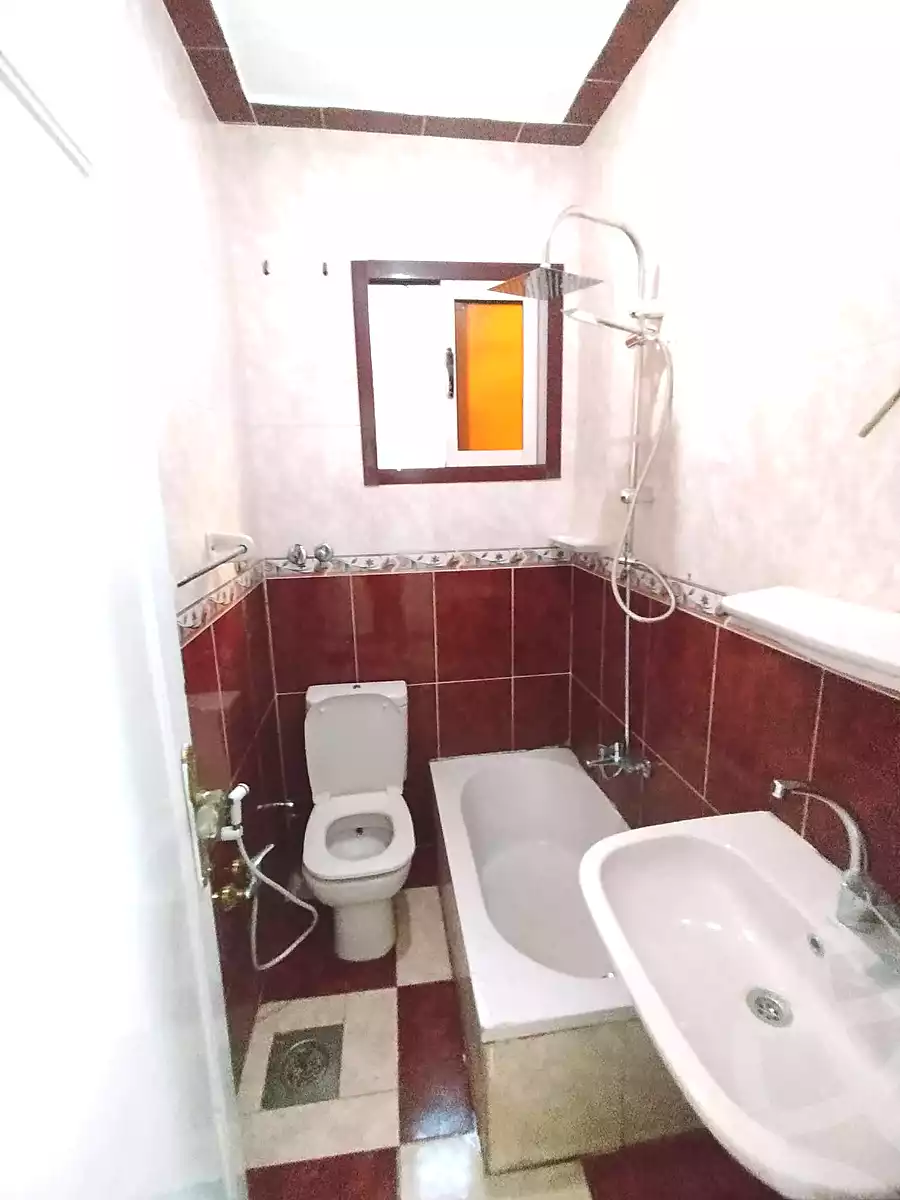 https://aqarmap.com.eg/en/listing/7262351-for-sale-alexandria-lsywf-el-falki