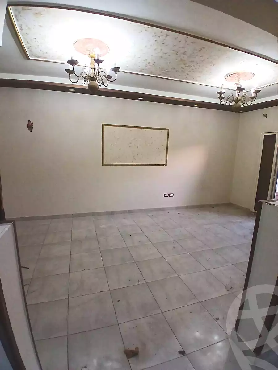 https://aqarmap.com.eg/en/listing/7262486-for-sale-alexandria-bw-qyr-street-25