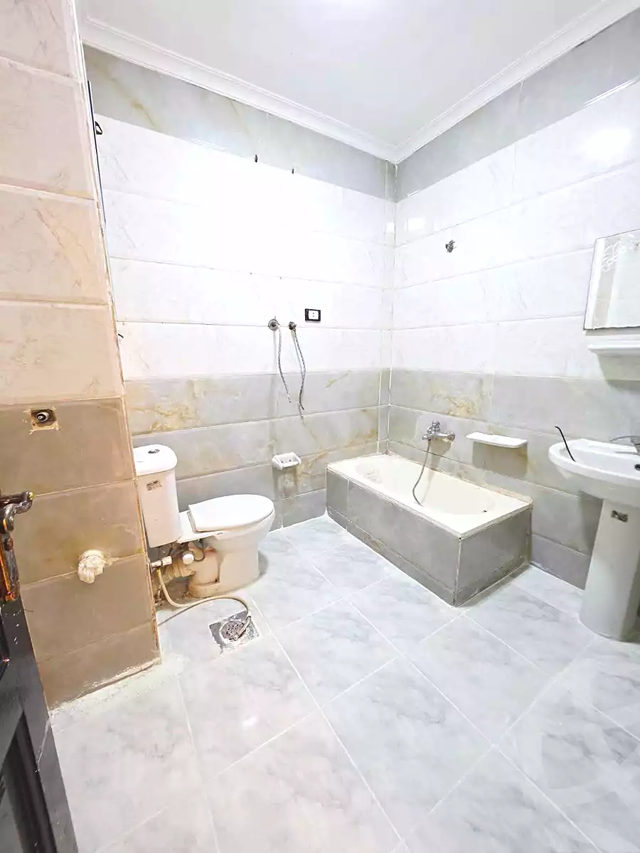 https://aqarmap.com.eg/en/listing/7262576-for-sale-alexandria-al-agamy-shataa-el-nakheel