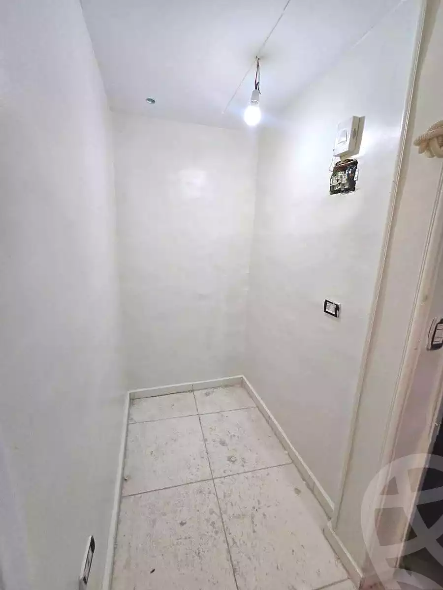 https://aqarmap.com.eg/en/listing/7262670-for-sale-alexandria-sydy-bshr-sydy-bshr-bhry-gamal-abd-el-nasir-st