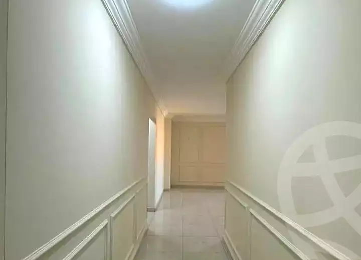 https://aqarmap.com.eg/ar/listing/7263299-for-sale-alexandria-lsywf-city-light-compound
