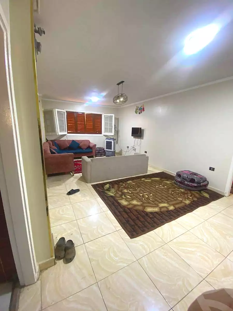 https://aqarmap.com.eg/ar/listing/7263092-for-sale-cairo-helwan-rostom-st
