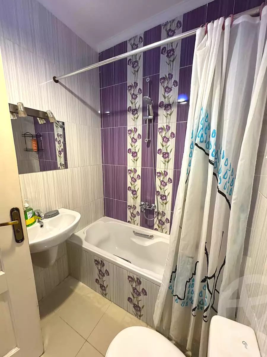 https://aqarmap.com.eg/ar/listing/7263520-for-rent-cairo-el-sheikh-zayed-city-compounds-rawdet-zayed