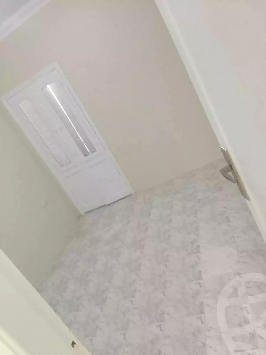 https://aqarmap.com.eg/en/listing/7263689-for-sale-cairo-helwan-helwan-el-sharkeya-thabit-basha-st