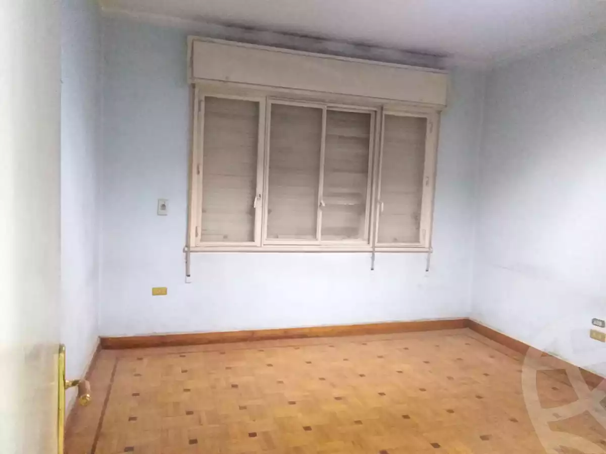 https://aqarmap.com.eg/en/listing/7263733-for-rent-cairo-downtown-bab-el-loaa-el-tahrir-st