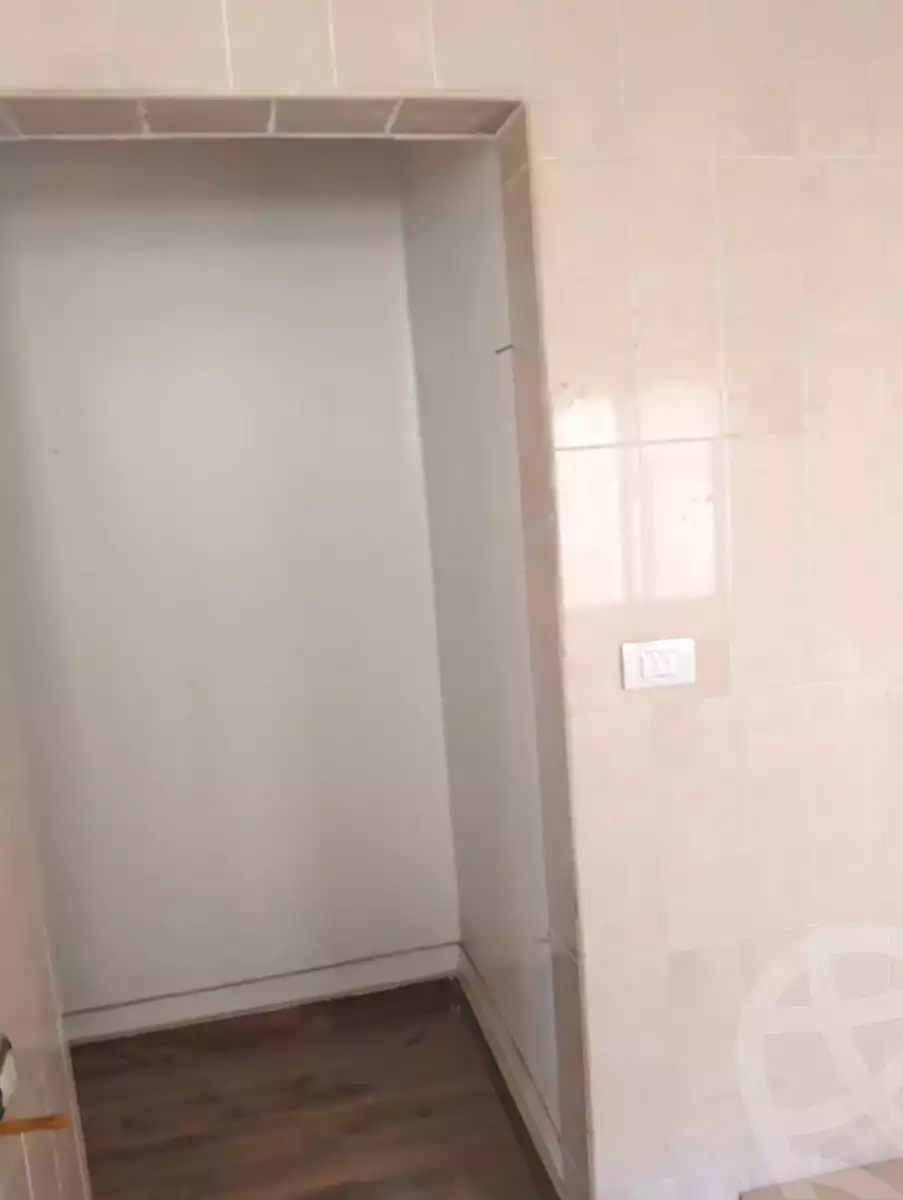 https://aqarmap.com.eg/ar/listing/7263785-for-rent-cairo-downtown-abdeen-mohammed-farid-st