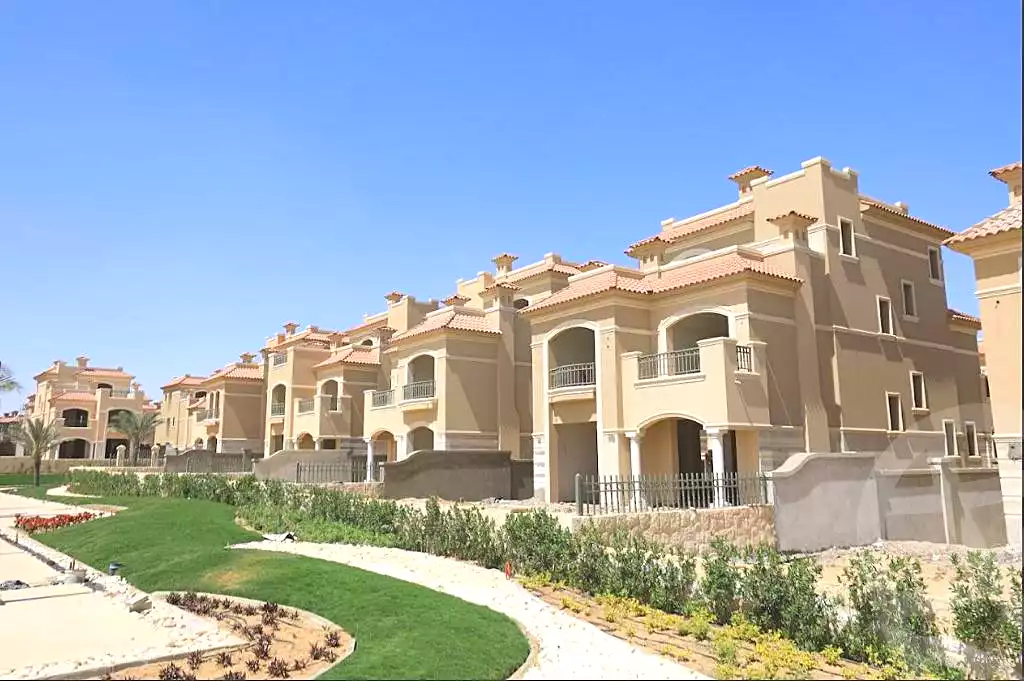 https://aqarmap.com.eg/ar/listing/7263807-for-sale-cairo-el-shorouk-compounds-el-patio-prime