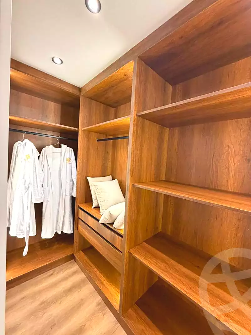 https://aqarmap.com.eg/ar/listing/7263802-for-sale-cairo-new-cairo-compounds-amorada-park-view-compound-afaaq
