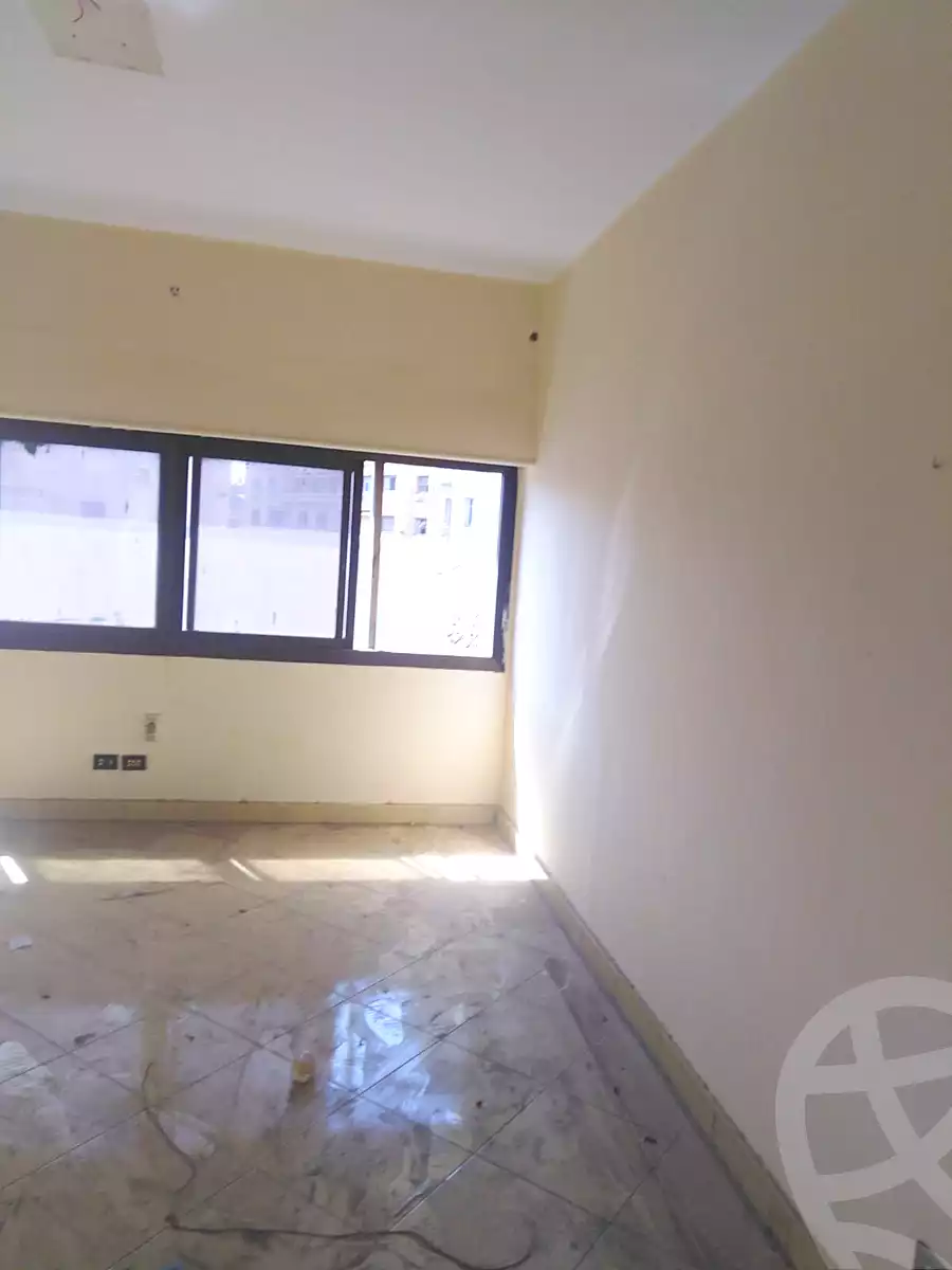 https://aqarmap.com.eg/ar/listing/7263815-for-rent-cairo-downtown-kasr-el-neel-kasr-al-nile-st