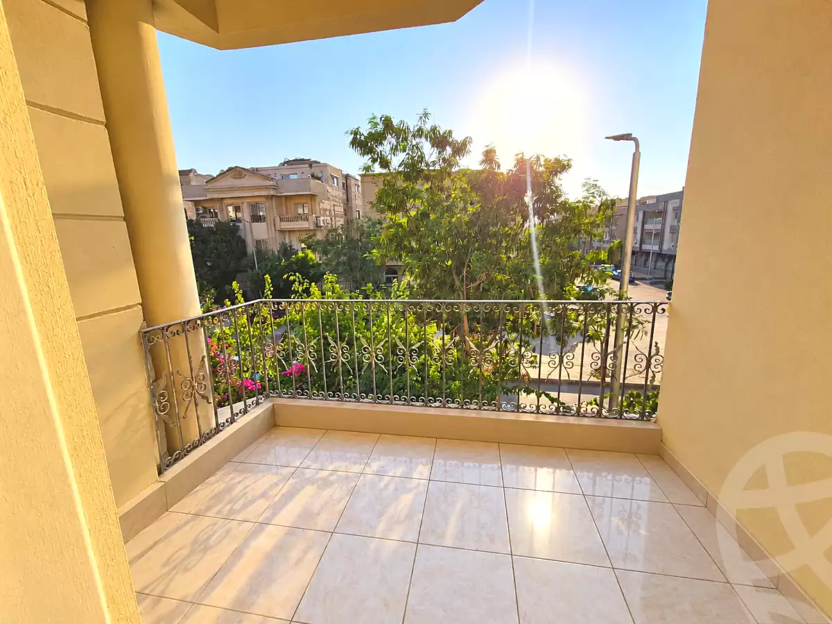 https://aqarmap.com.eg/en/listing/7263857-for-sale-cairo-new-cairo-el-ahyaa-second-neighborhood-street-66
