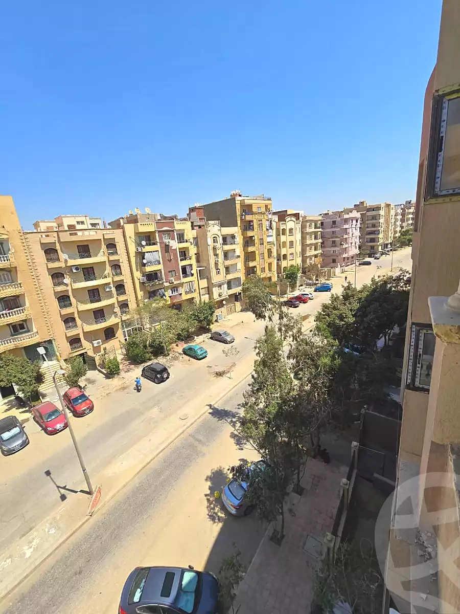 https://aqarmap.com.eg/ar/listing/7263877-for-sale-cairo-6th-of-october-el-ahyaa-neighborhood-2nd-divided-from-al-kafrawei-st