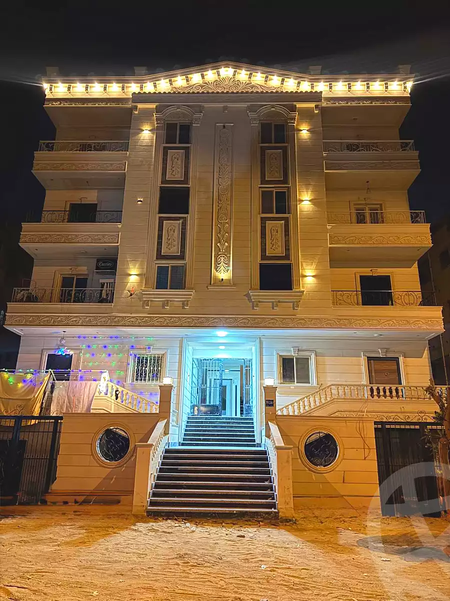 https://aqarmap.com.eg/en/listing/7263899-for-sale-cairo-6th-of-october-el-ahyaa-neighborhood-1st-sixth-neighborhood