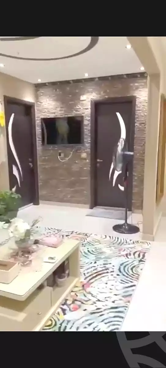 https://aqarmap.com.eg/en/listing/7263948-for-sale-cairo-helwan-helwan-el-sharkeya-heidar-st
