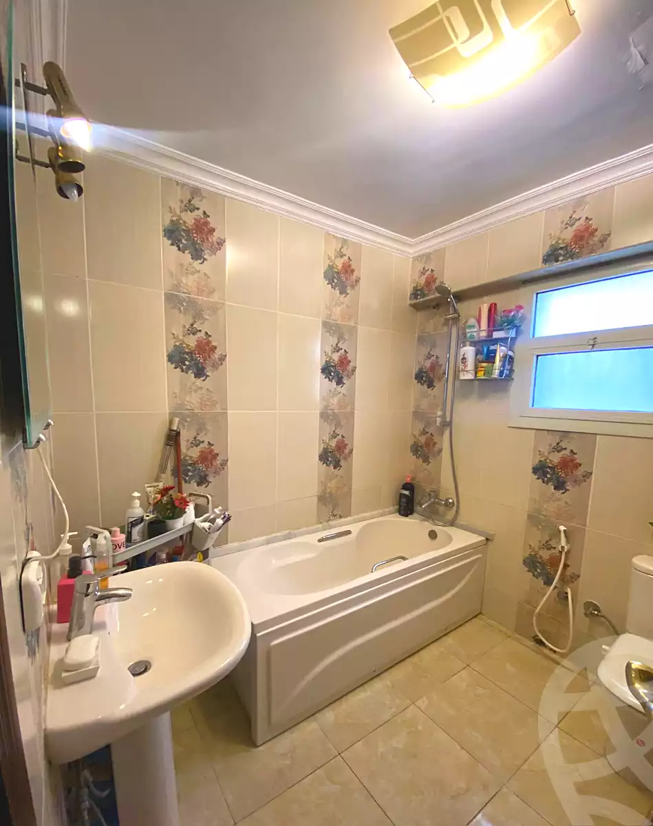 https://aqarmap.com.eg/ar/listing/7263976-for-rent-cairo-new-cairo-el-ahyaa-third-neighborhood-street-16