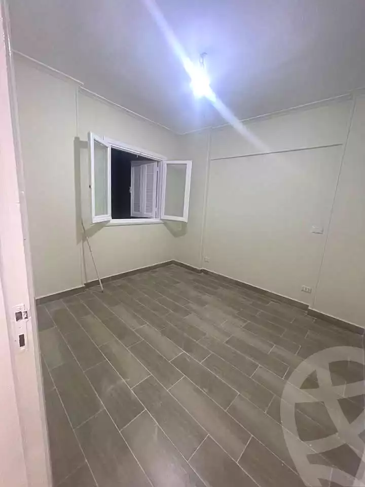 https://aqarmap.com.eg/ar/listing/7263992-for-sale-alexandria-miami-el-sebaey-st