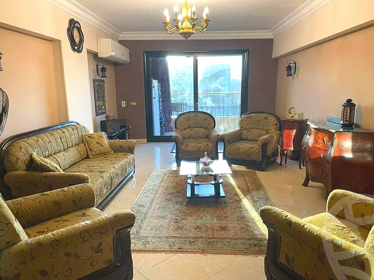 https://aqarmap.com.eg/en/listing/7264062-for-sale-cairo-helwan-helwan-el-sharkeya-heidar-st