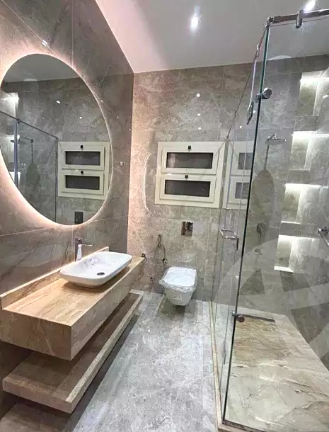 https://aqarmap.com.eg/ar/listing/7264109-for-sale-cairo-new-cairo-compounds-hyde-park-park-corner-hyde-park