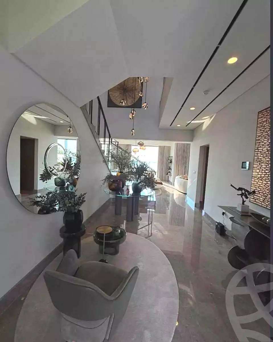 https://aqarmap.com.eg/en/listing/7264134-for-sale-cairo-new-cairo-compounds-mountain-view1-1-compound